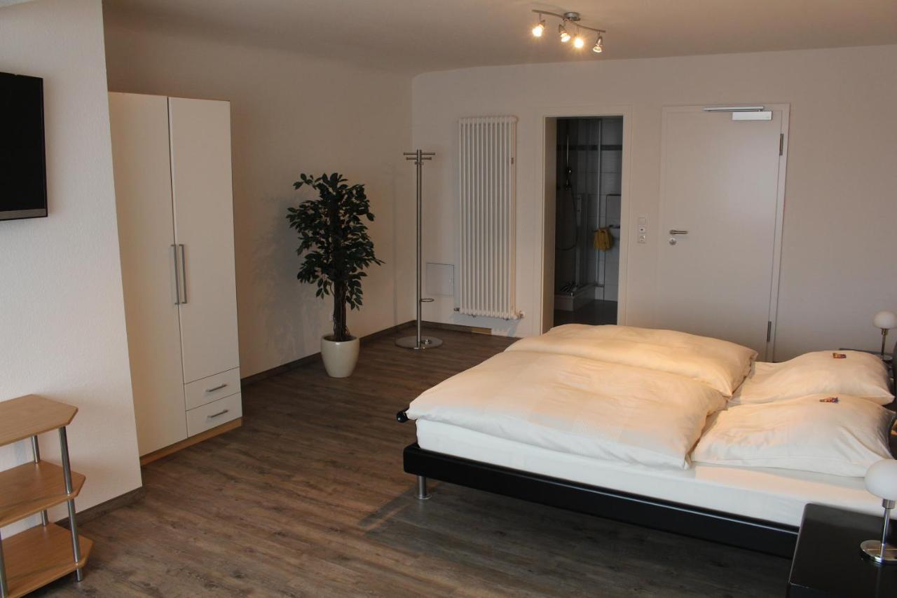 Pension Brunnenhof Roetgen Exteriör bild