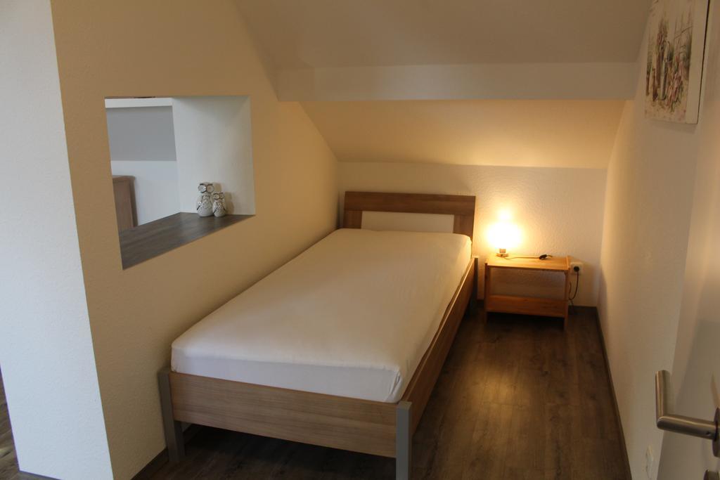 Pension Brunnenhof Roetgen Exteriör bild